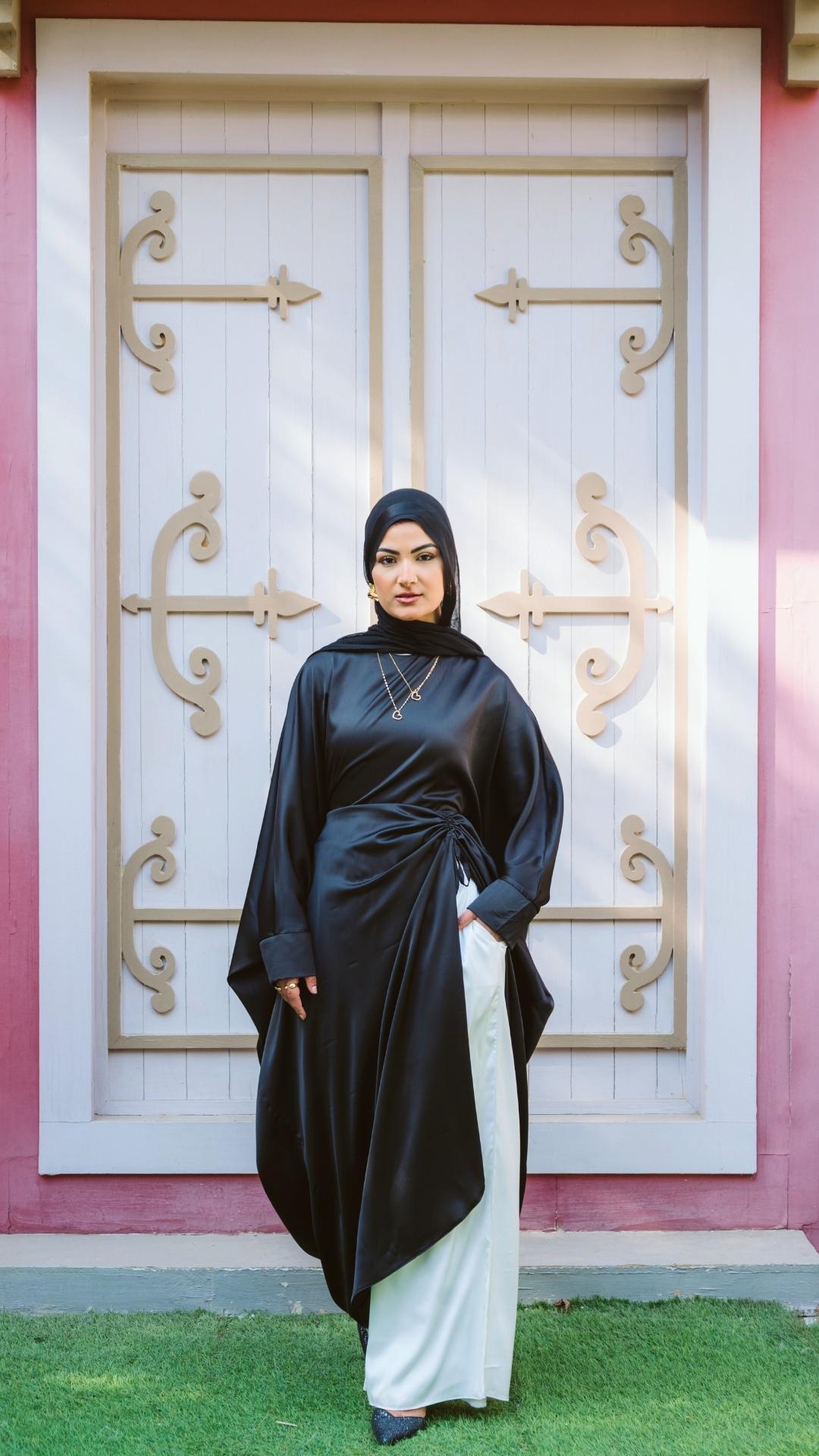 Silk Wide-Leg Pants image 8