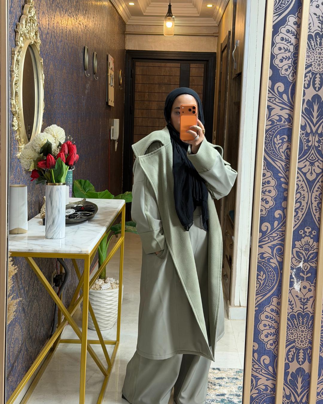 Le Monteau Set image 6