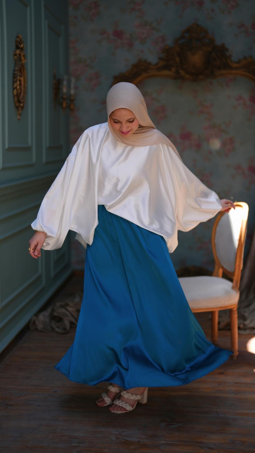 Luna Silk Skirt image 11