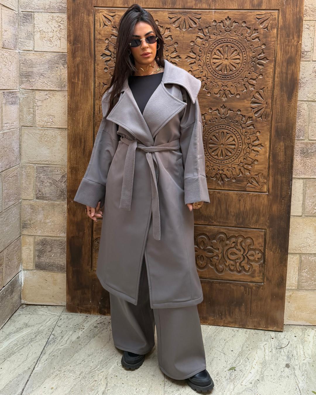 Le Monteau Set image 2