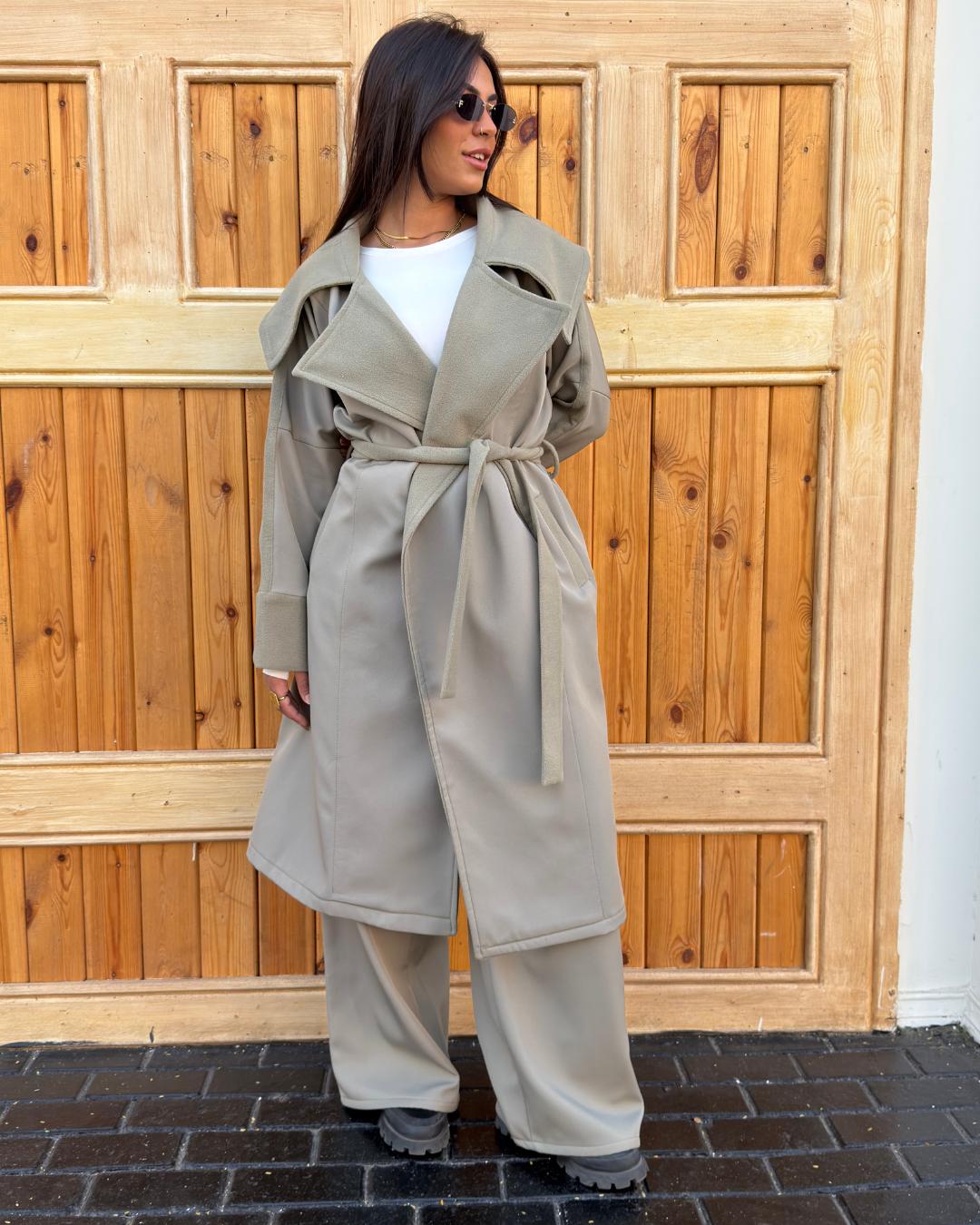 Le Monteau Set image 16